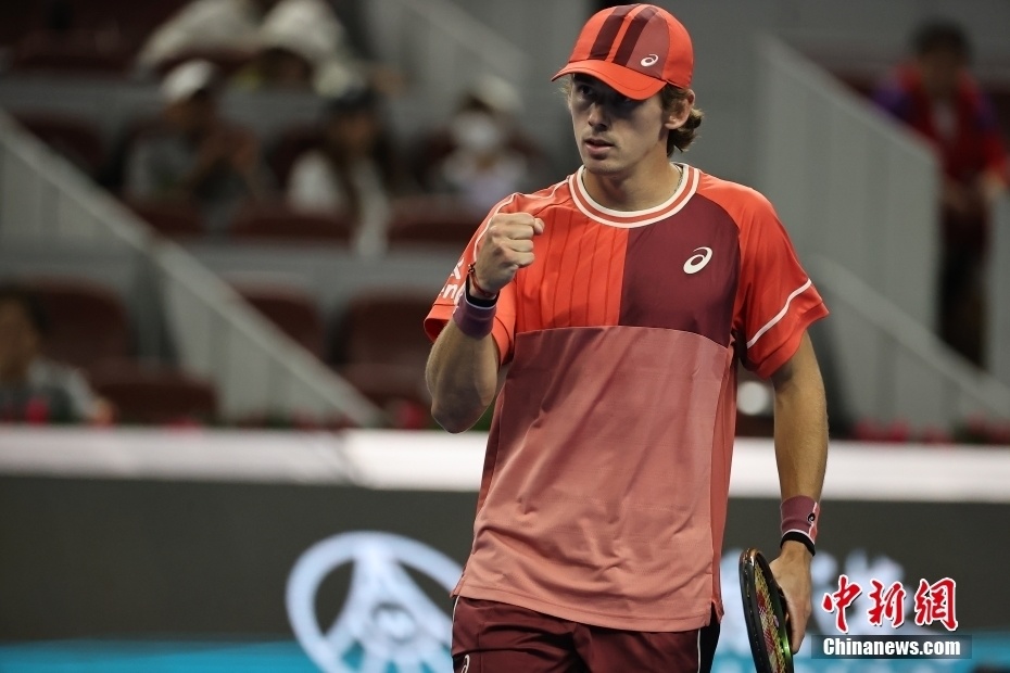 米兰APP下载-包含德国网球队力克日本网球队,穆雷关键制胜的词条