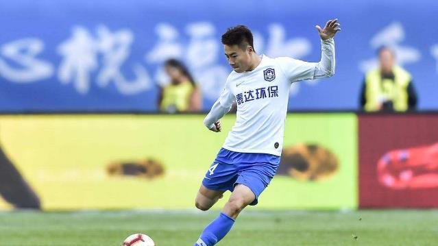 米兰真人-足球运动员用实力谱写出色篇章的简单介绍