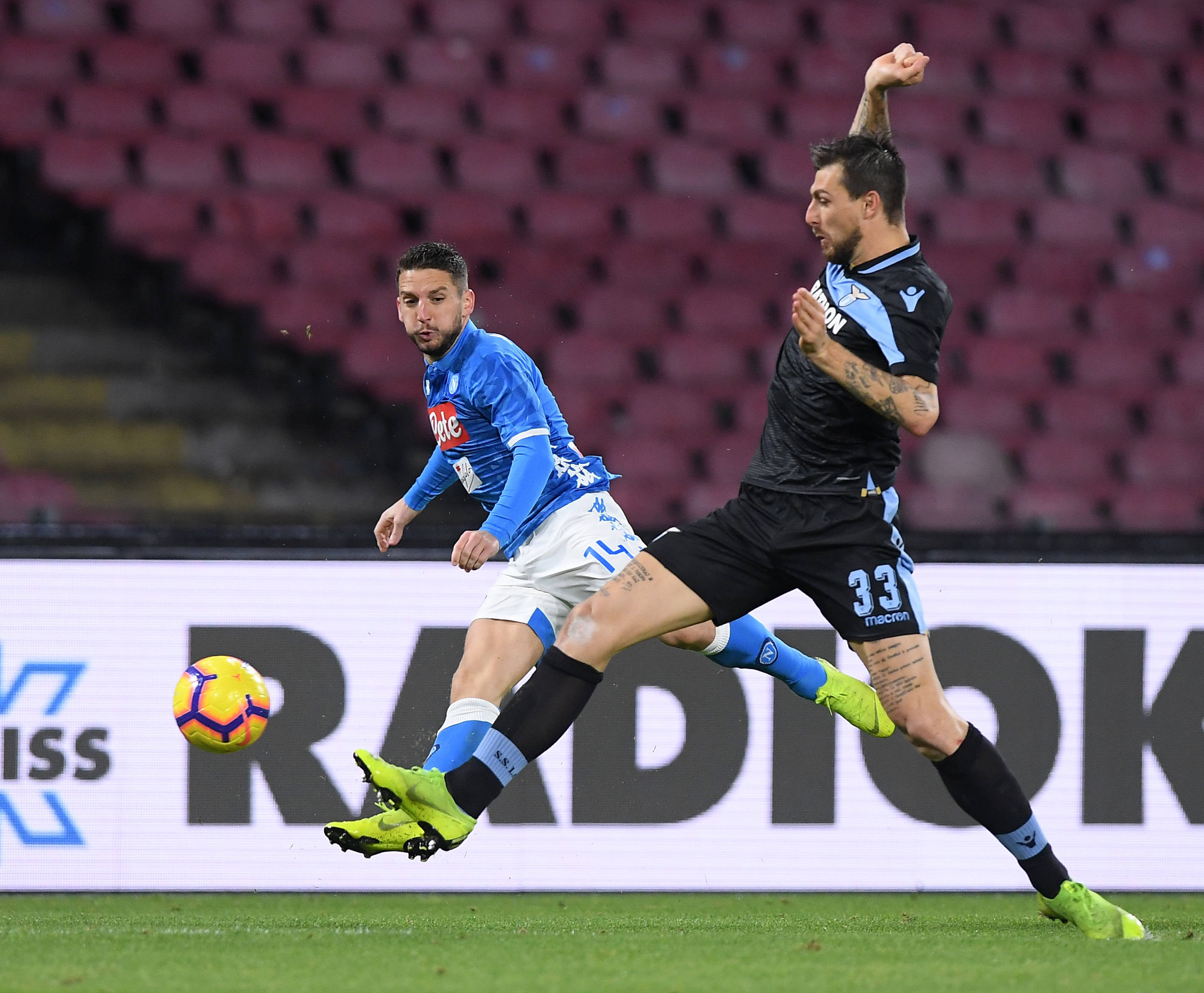 米兰登录入口-比利亚雷亚尔客场逼平对手，表现有所斩获的简单介绍