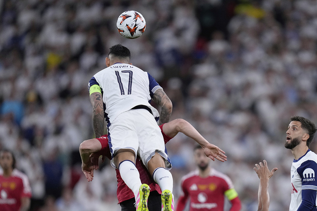 关于热刺取得客场胜利，继续保持追赶的信息