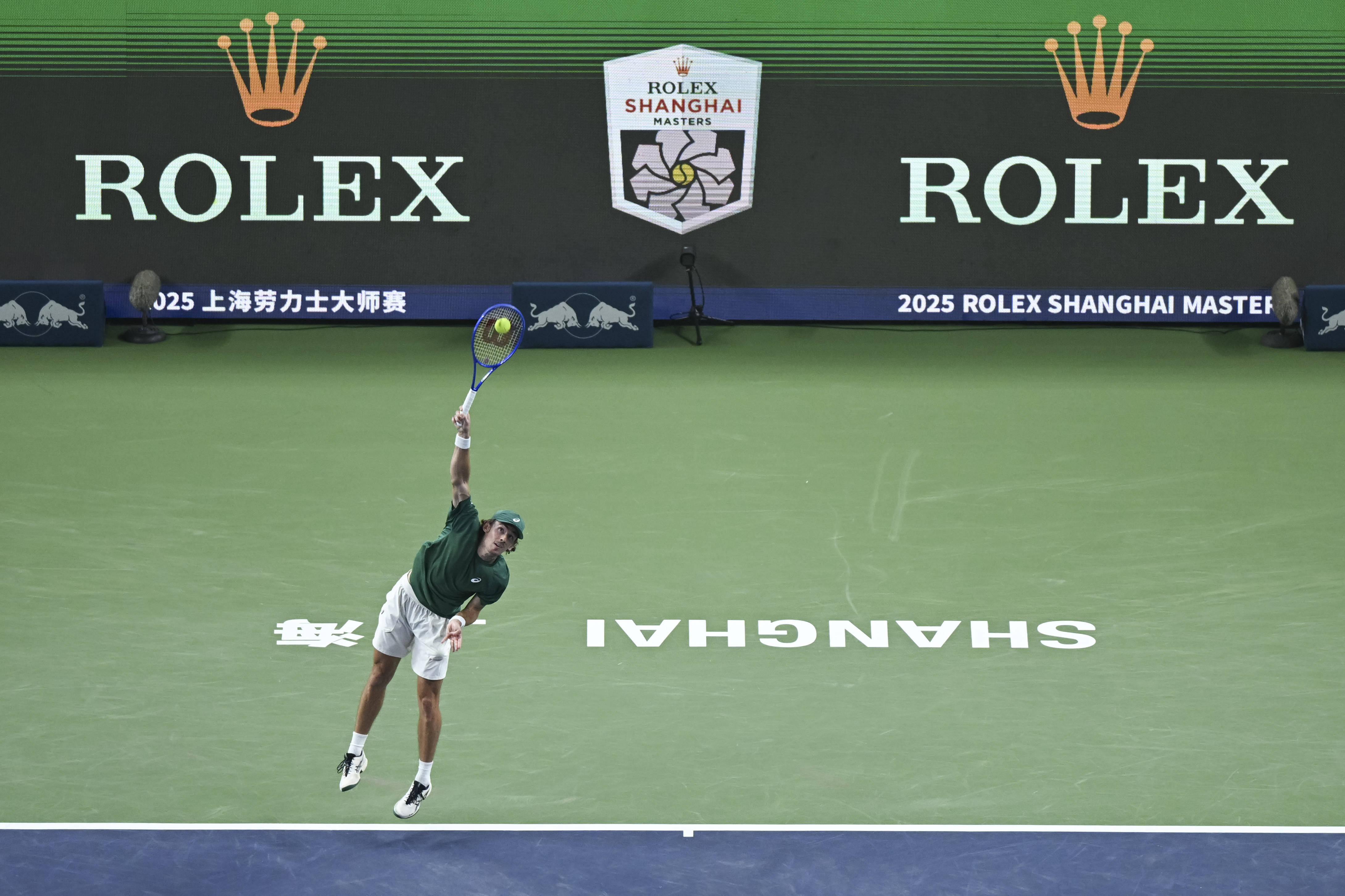 欧洲网球队完胜西班牙网球队,梅德韦杰夫关键制胜的简单介绍 欧洲网球队完胜西班牙网球队,梅德韦杰夫关键制胜的简单介绍