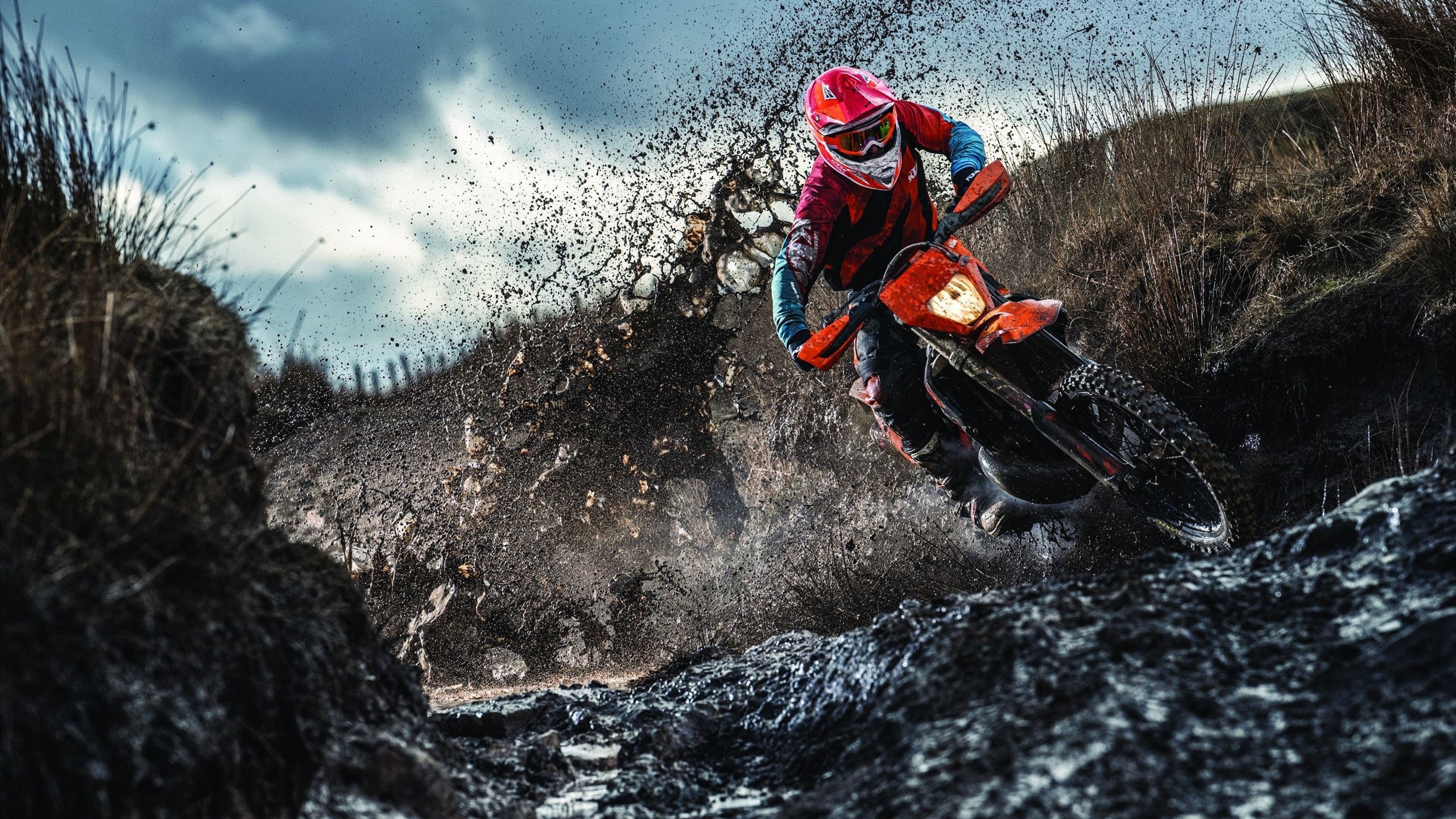 ac米兰体育官网-欧冠淘汰赛之夜，马克西进攻端无人可挡，独舞伯纳乌